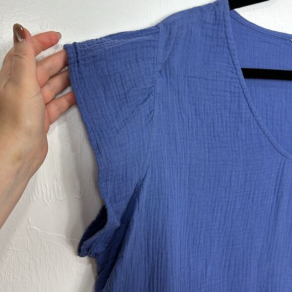 Three Dots Short Sleeve V-Neck Double Layer Cotton
Gauze Shirt Size XL - Picture 3 of 9